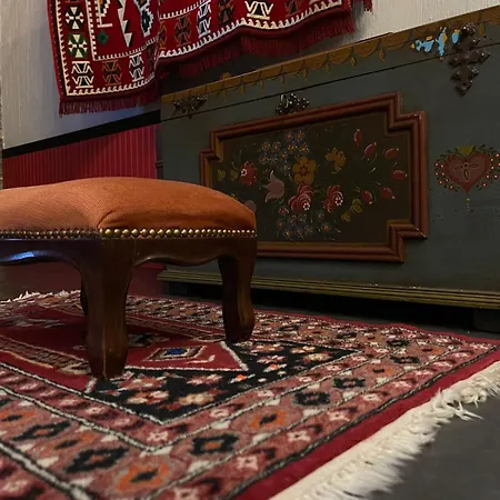 Helga's Guest house *