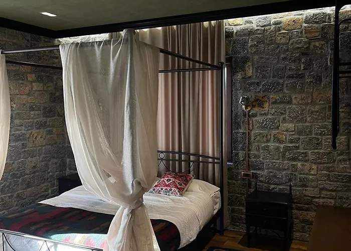 Guest house Helga's 4*