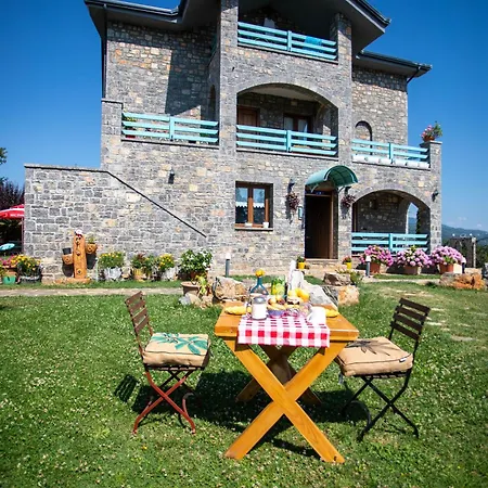 Helga's Maison d'hôtes Lini